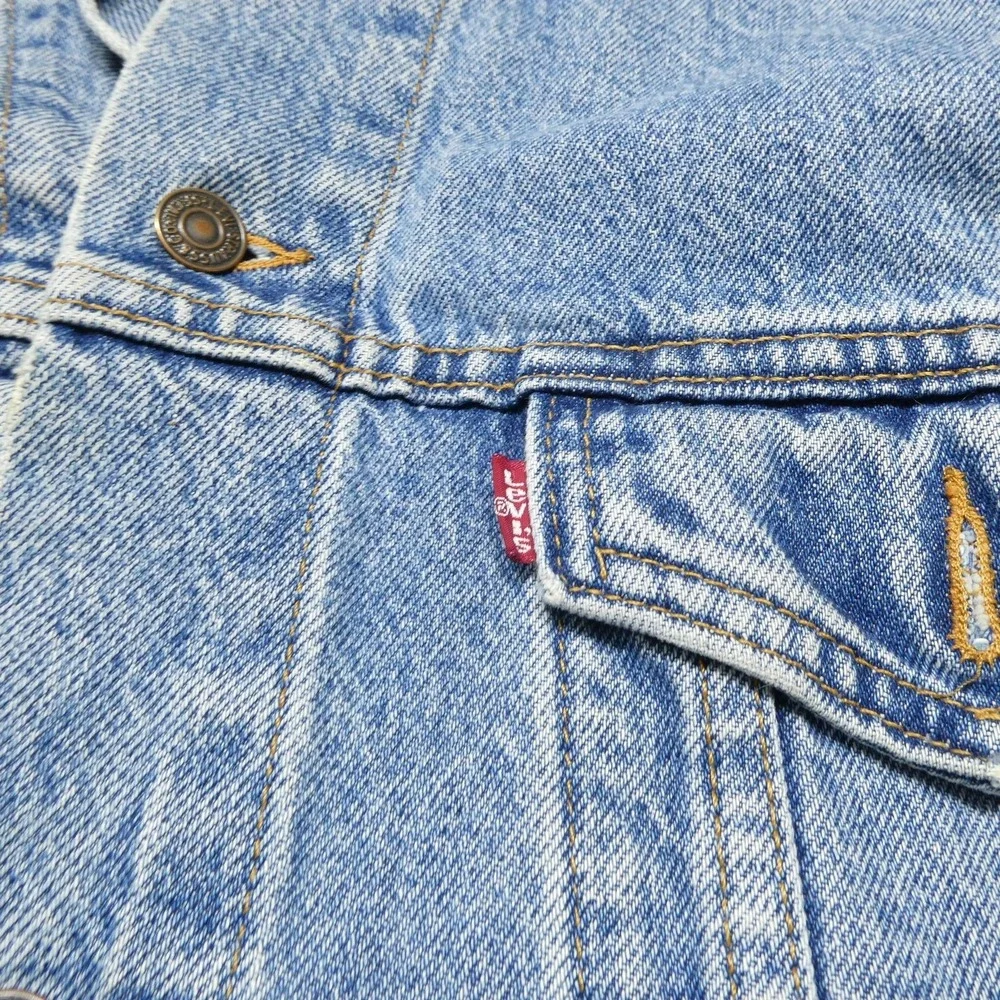 VINTAGE Levi's Jacket Mens XL Blue Jean Denim Trucker Button Front